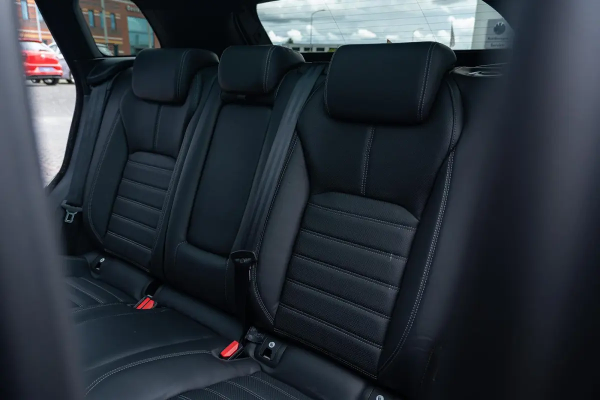 2.0 SD4 HSE|2e Eig|LED|CarPlay|Panoramadak|Meridian|Leder|Camera|Volledig Onderhouden