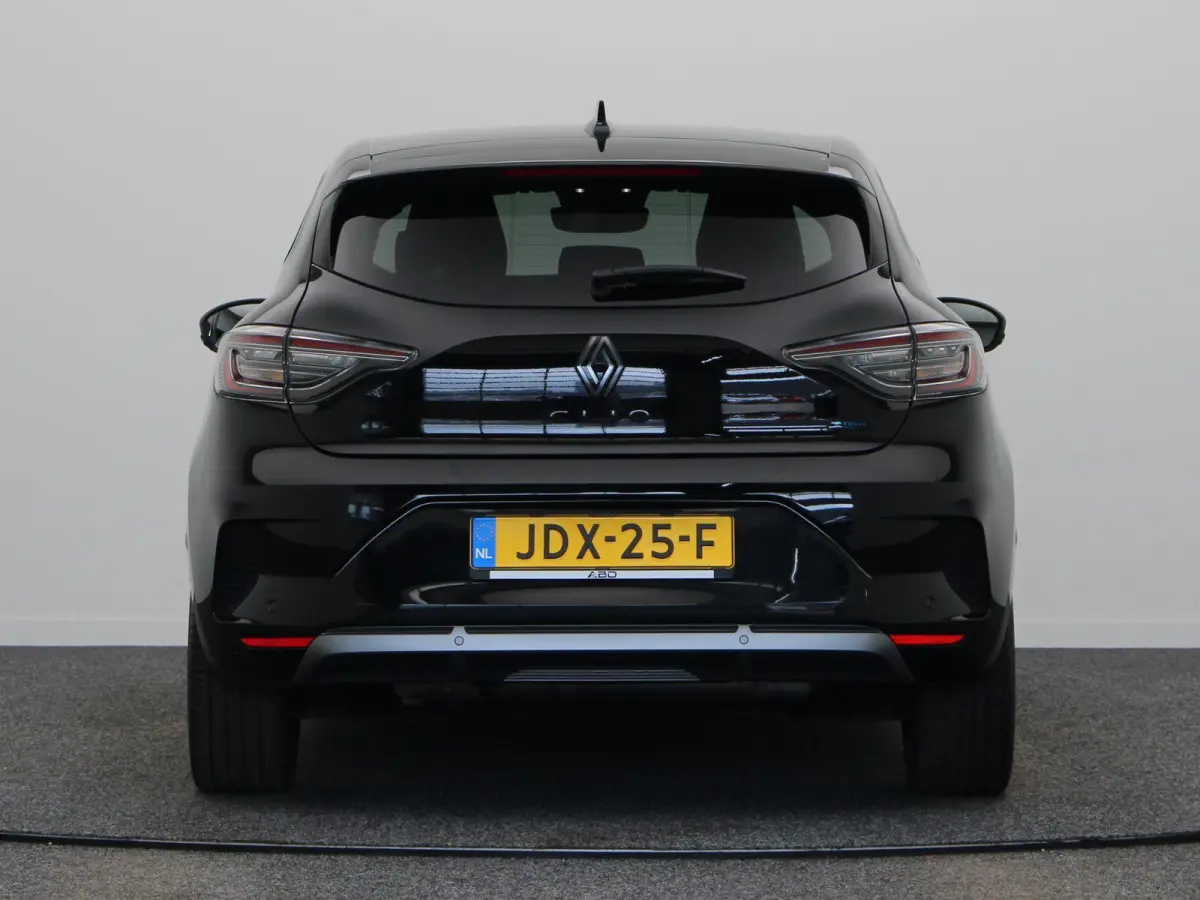 E-Tech Full Hybrid 145pk esprit Alpine | Achteruitrijcamera | Stuur- en Stoelverwarming | Adaptieve Cruise Control |