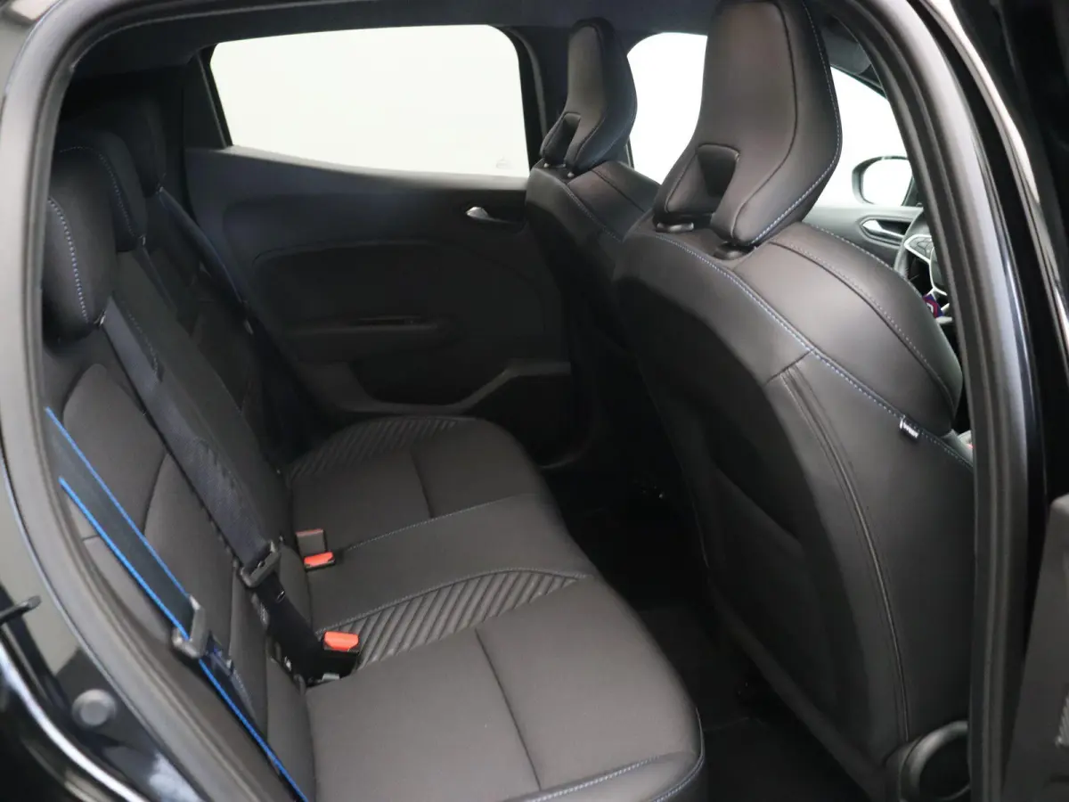 E-Tech Full Hybrid 145pk esprit Alpine | Achteruitrijcamera | Stuur- en Stoelverwarming | Adaptieve Cruise Control |