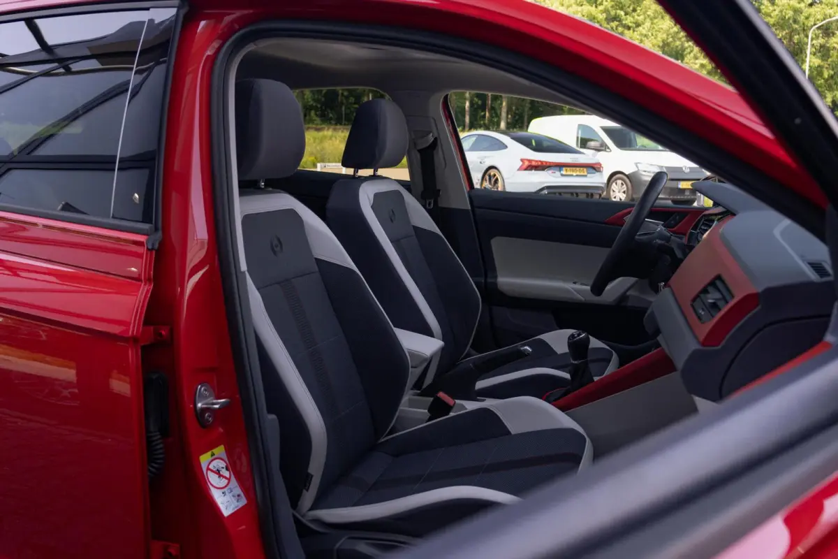 1.0 TSI Beats|Full LED|Panoramadak|CarPlay|Stoelverwarming|Clima|Dealer Onderhouden