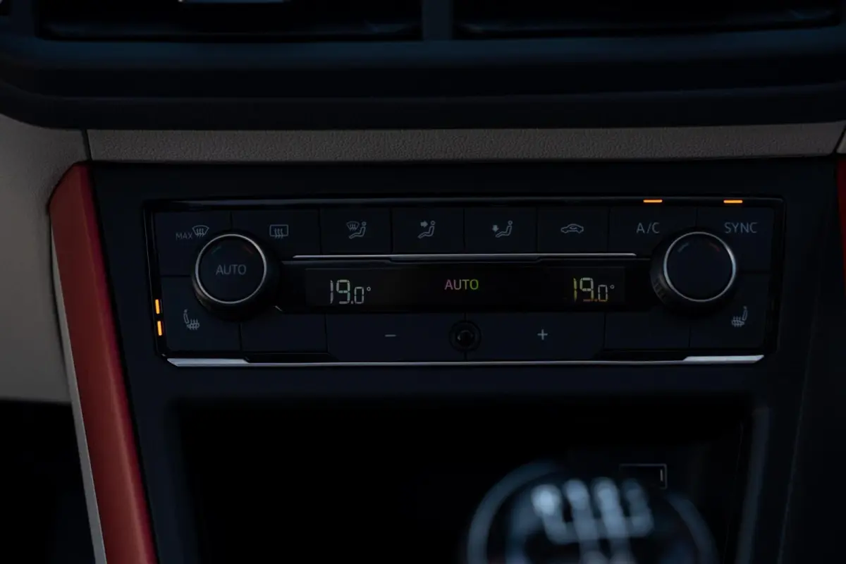1.0 TSI Beats|Full LED|Panoramadak|CarPlay|Stoelverwarming|Clima|Dealer Onderhouden