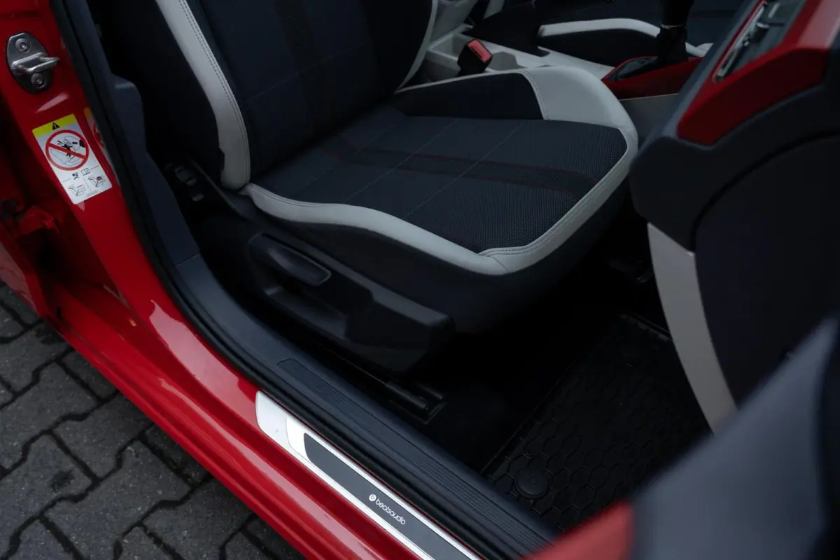 1.0 TSI Beats|Full LED|Panoramadak|CarPlay|Stoelverwarming|Clima|Dealer Onderhouden
