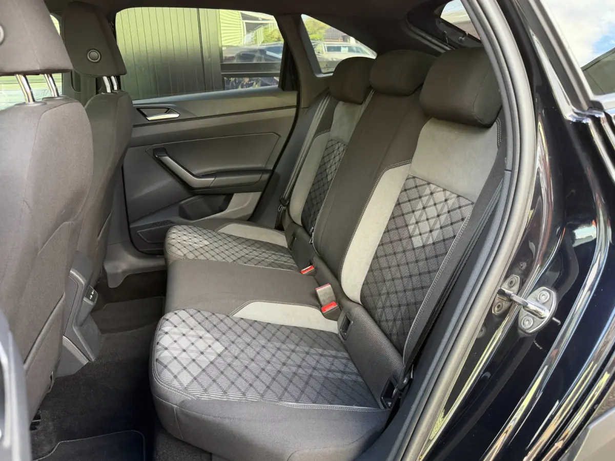 1.5 TSI R-Line IQ Light ACC Camera DSG