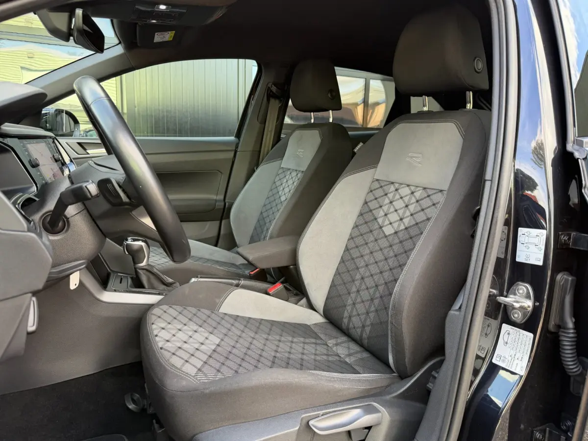 1.5 TSI R-Line IQ Light ACC Camera DSG