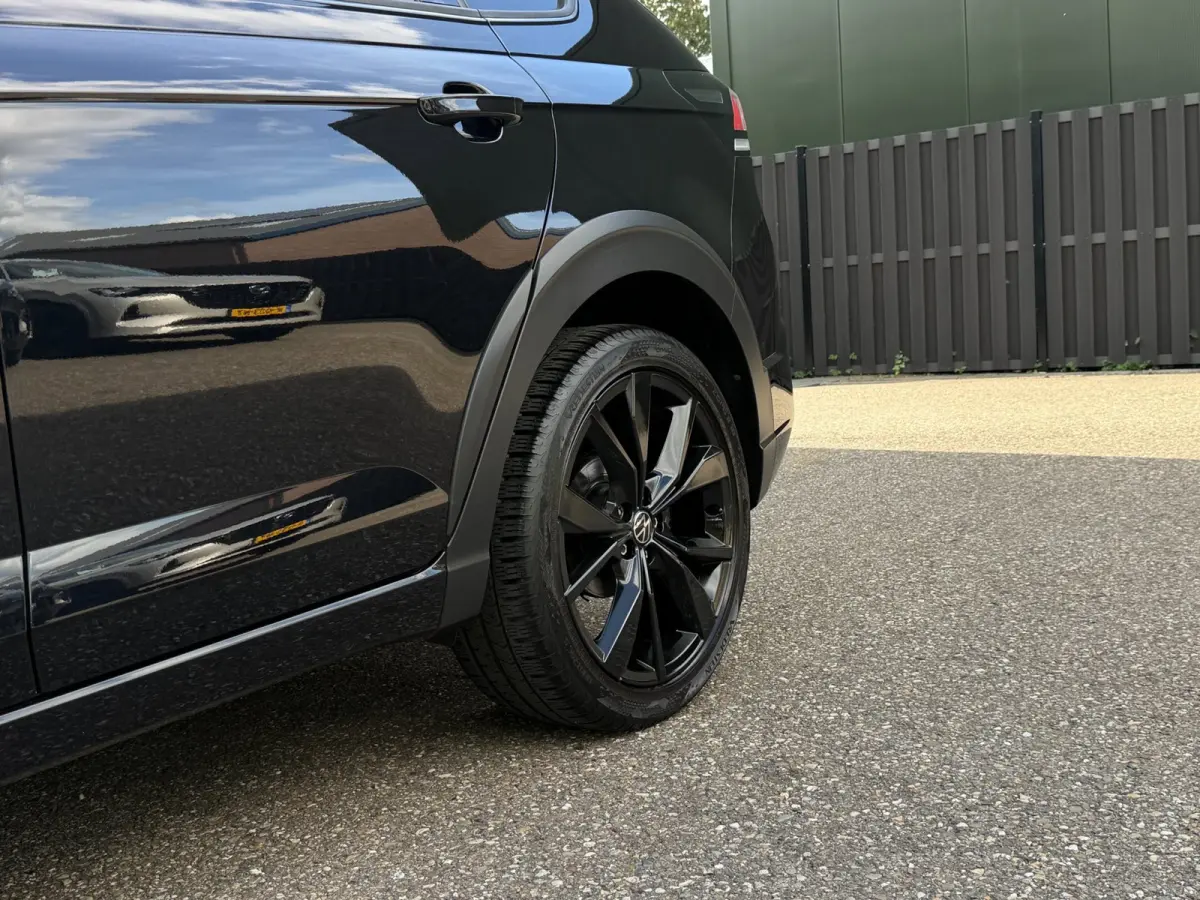 1.5 TSI R-Line IQ Light ACC Camera DSG
