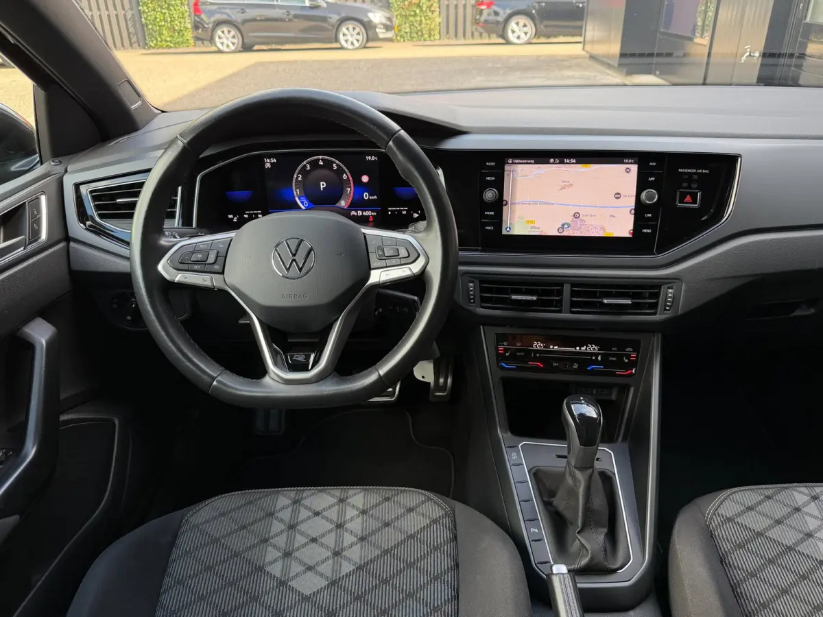 1.5 TSI R-Line IQ Light ACC Camera DSG