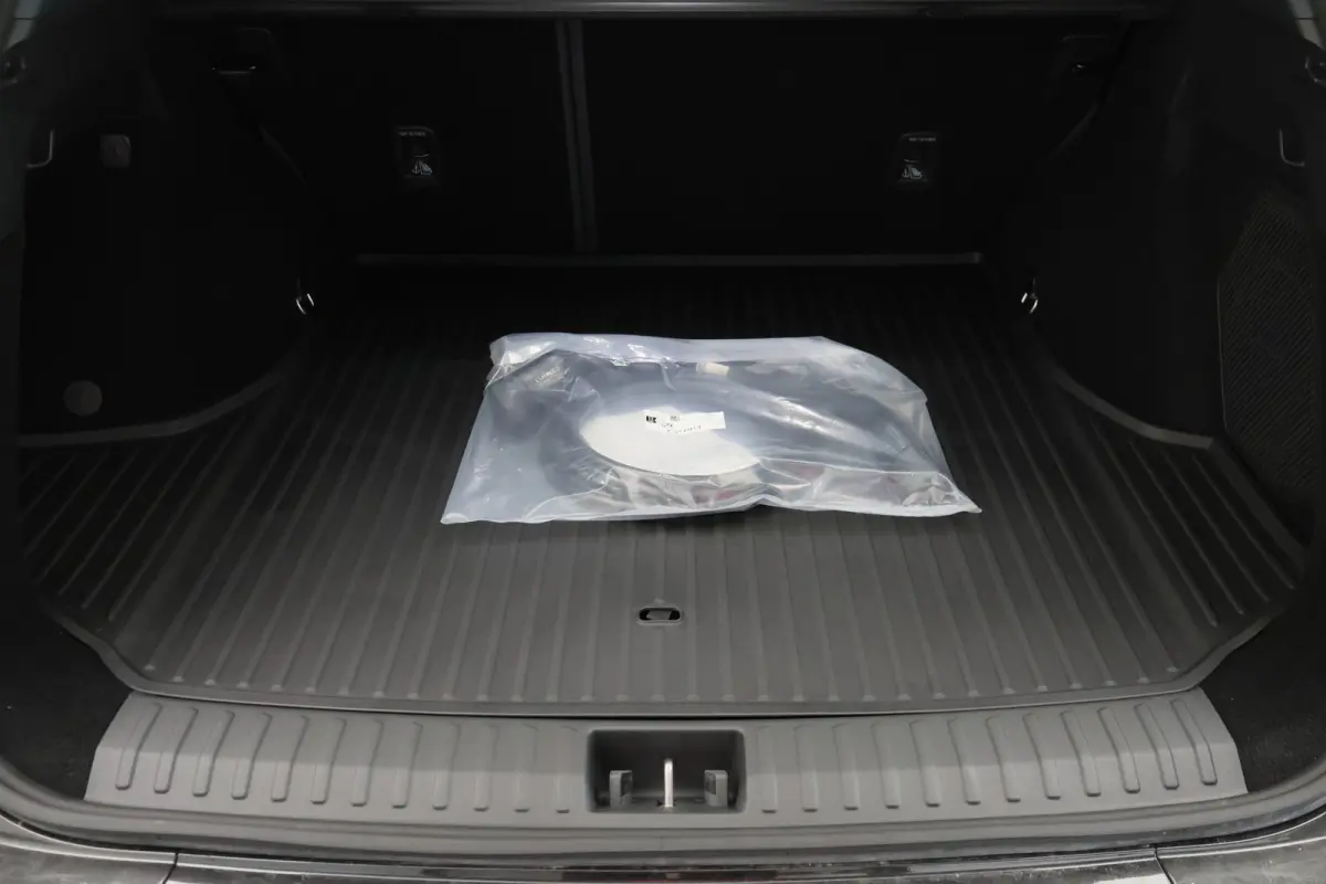 1.5 More Panoramadak, H&K Sound, ACC, 360° Camera, Ventilatie/Massage Stoelen, DAB, 21''