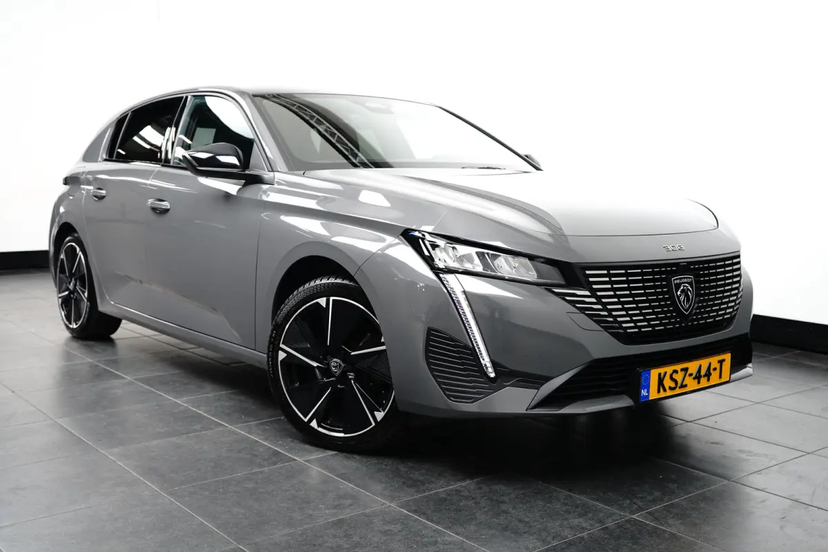 Allure EV 54 kWh 412KM Range Binnenkort Beschikbaar | Extra getint glas | Keyless entry | Lichtmetalen velgen 18"