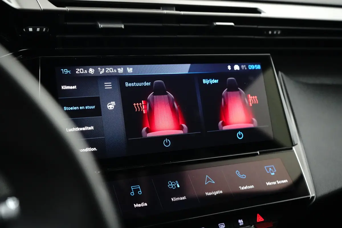 Allure EV 54 kWh 412KM Range Binnenkort Beschikbaar | Extra getint glas | Keyless entry | Lichtmetalen velgen 18"