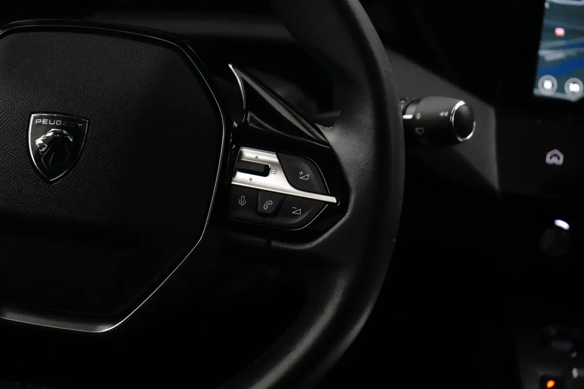 Allure EV 54 kWh 412KM Range Binnenkort Beschikbaar | Extra getint glas | Keyless entry | Lichtmetalen velgen 18"