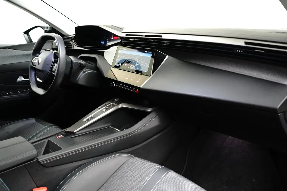 Allure EV 54 kWh 412KM Range Binnenkort Beschikbaar | Extra getint glas | Keyless entry | Lichtmetalen velgen 18"