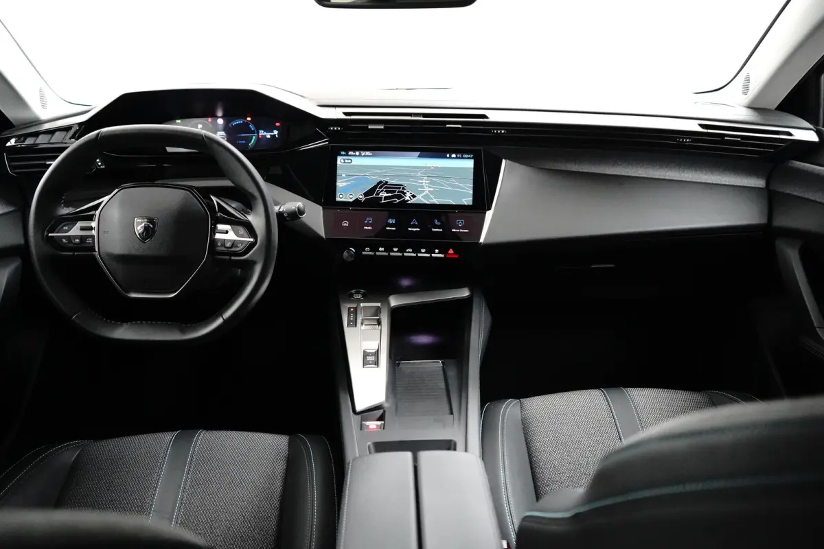 Allure EV 54 kWh 412KM Range Binnenkort Beschikbaar | Extra getint glas | Keyless entry | Lichtmetalen velgen 18"