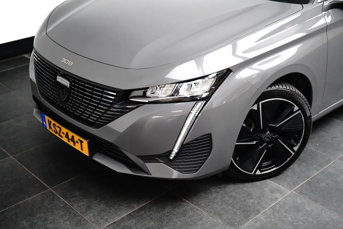 Allure EV 54 kWh 412KM Range Binnenkort Beschikbaar | Extra getint glas | Keyless entry | Lichtmetalen velgen 18"