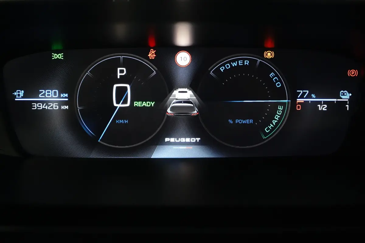 Allure EV 54 kWh 412KM Range Binnenkort Beschikbaar | Extra getint glas | Keyless entry | Lichtmetalen velgen 18"