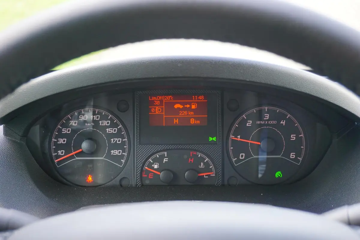 2.2 BlueHDi 140 L3H2 3.5t in Nieuwstaat |Betimmerd |BPM vrij |Trekhaak |Camera |Cruise |Navi |DEMO |EURO6D |3500 KG |Parkeersensoren |Carplay |Android auto