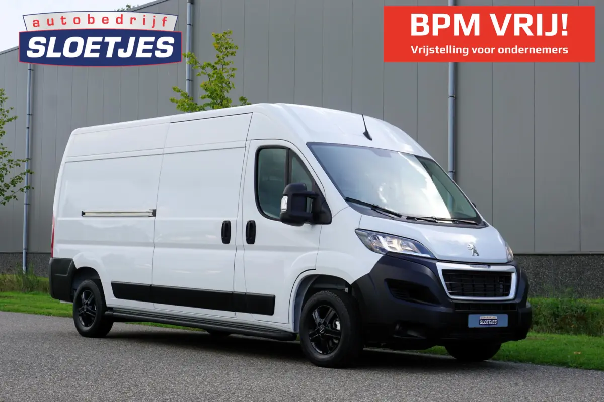 2.2 BlueHDi 140 L3H2 3.5t in Nieuwstaat |Betimmerd |BPM vrij |Trekhaak |Camera |Cruise |Navi |DEMO |EURO6D |3500 KG |Parkeersensoren |Carplay |Android auto
