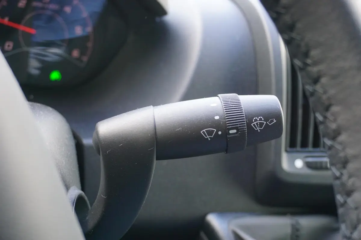 2.2 BlueHDi 140 L3H2 3.5t in Nieuwstaat |Betimmerd |BPM vrij |Trekhaak |Camera |Cruise |Navi |DEMO |EURO6D |3500 KG |Parkeersensoren |Carplay |Android auto