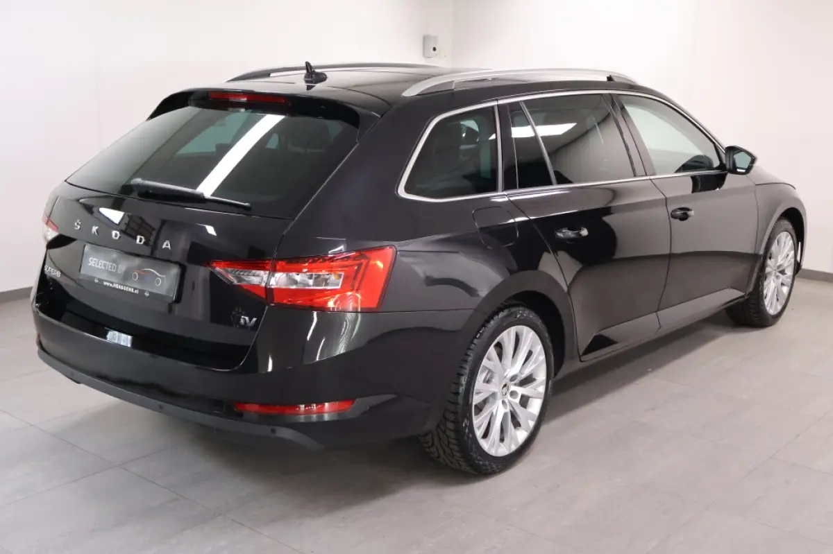 1.4 TSI iV Business Style | Panodak | 18 inch | Memory Seats