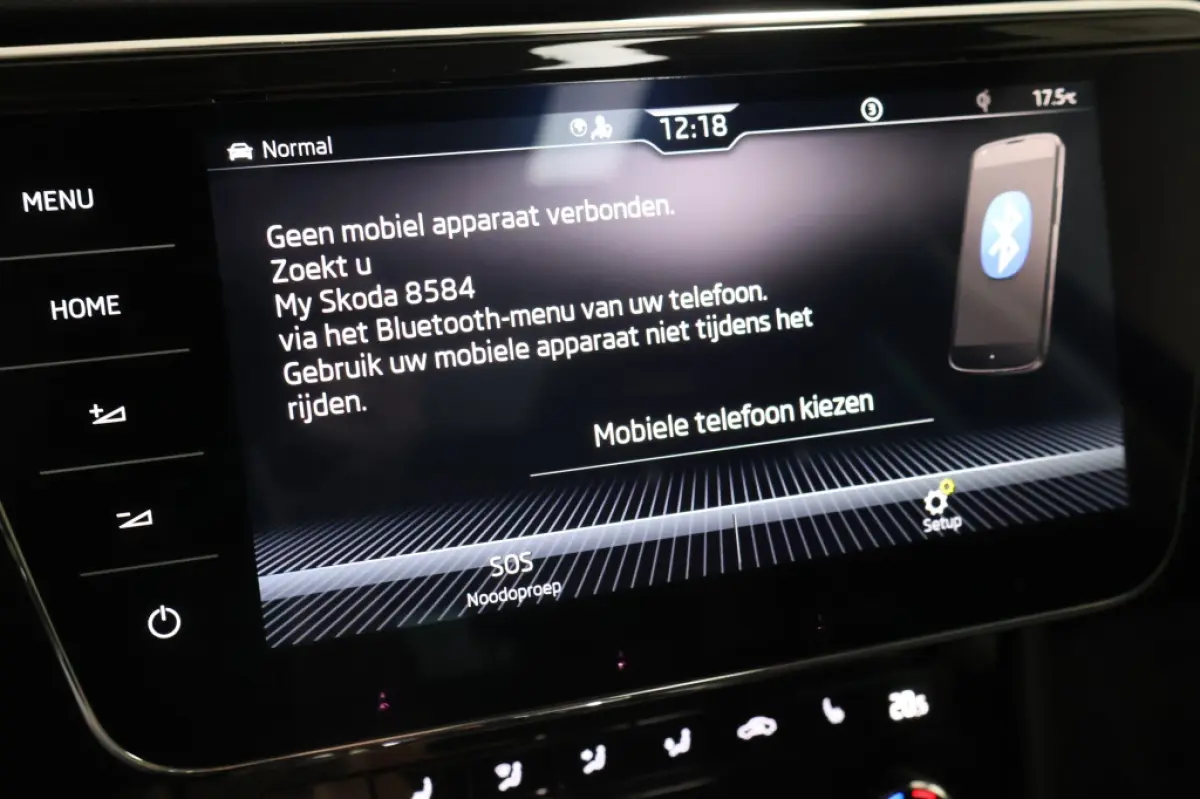 1.4 TSI iV Business Style | Panodak | 18 inch | Memory Seats
