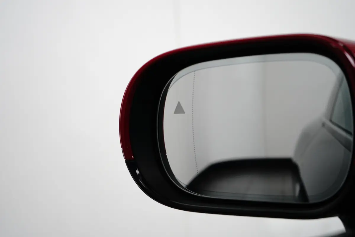 3-Deurs SE John Cooper Works XL 54.2 kWh 371KM Range | Binnenkort Beschikbaar | Achteruitrijcamera | Airco (automatisch) | Apple Carplay/Android Auto|telefoonintegratie premium