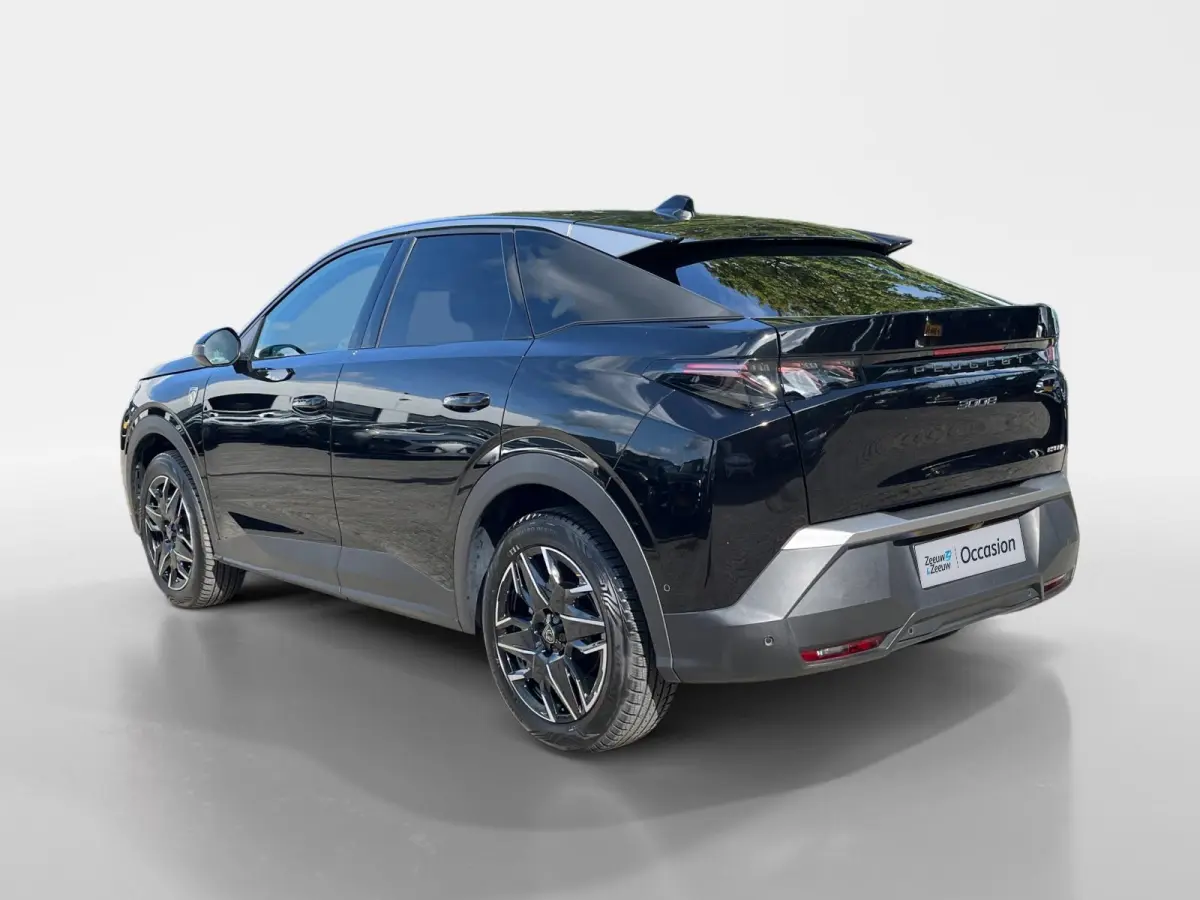 1.2 Hybrid 136 GT | Focal Audio | 360 camera | Panoramadak | Carplay