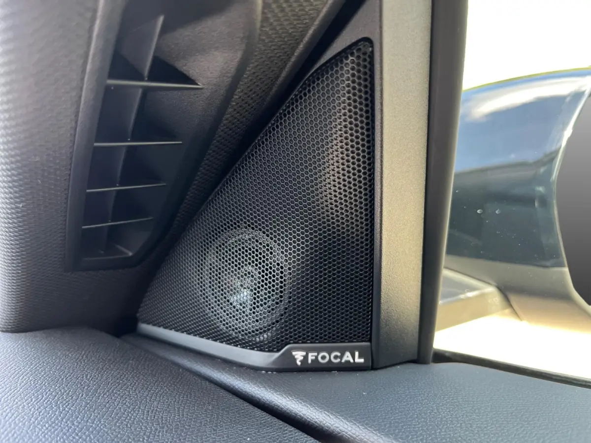 1.2 Hybrid 136 GT | Focal Audio | 360 camera | Panoramadak | Carplay
