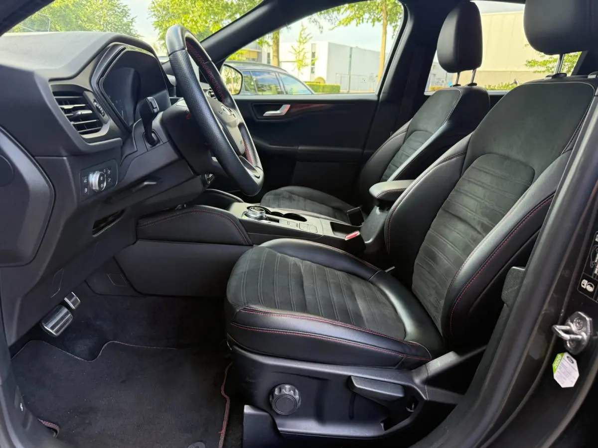 2.5 PHEV ST-Line X Trekhaak, BLIS, HUD, Adop cruise Winter pack, Navi etc. etc.