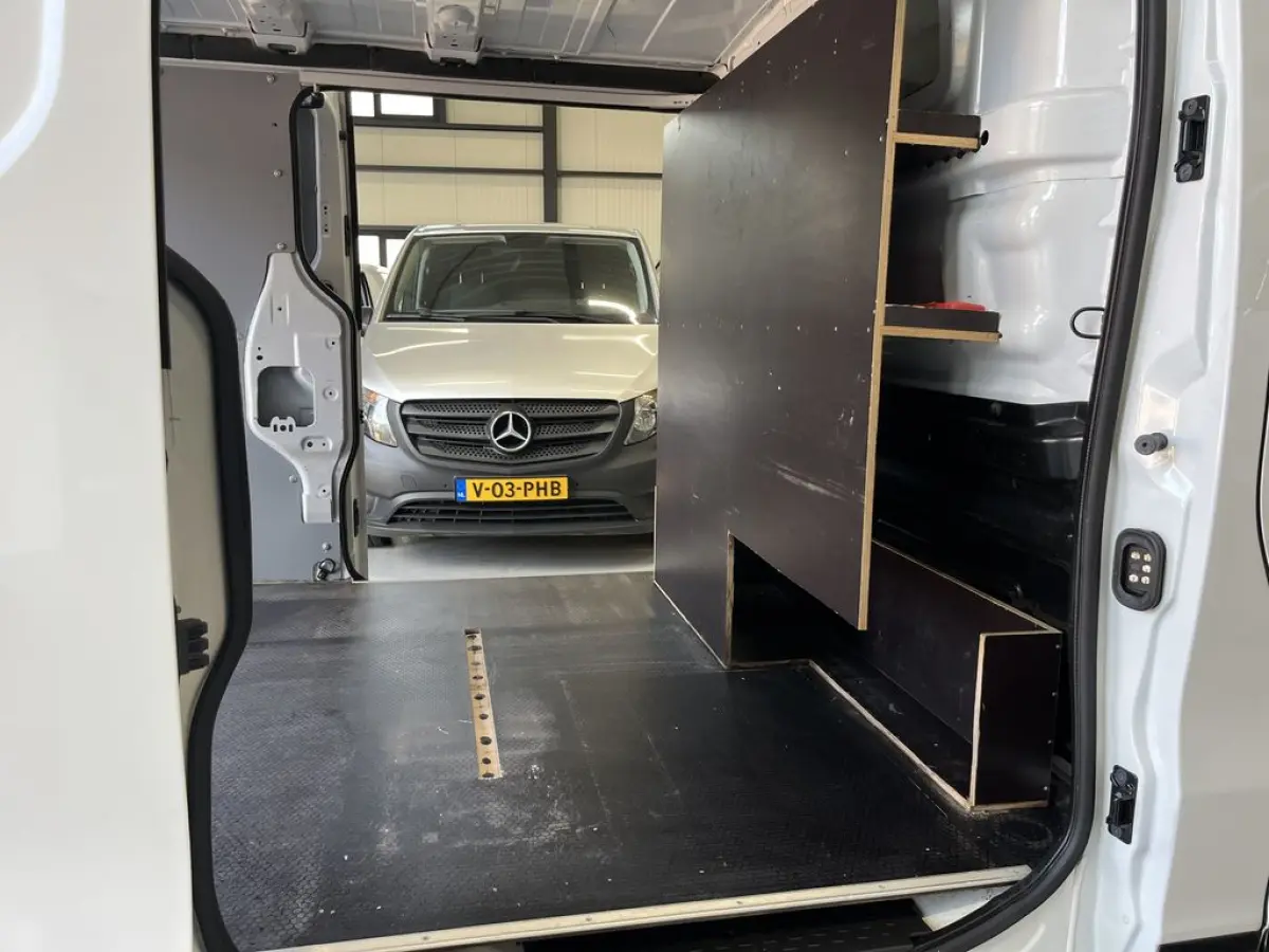 2.0 dCi 120pk L2 Comfort Lease €287 p/m, Trekhaak, 2 Schuifdeuren, Airco, PDC, Cruise controle, Onderhoudshistorie aanwezig