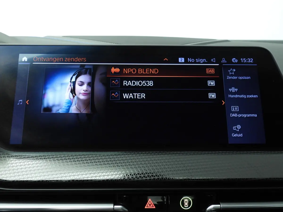 218i | M-Sportpakket | LED | Navigatie | M-Zetels | Shadow line | DAB | Hifi speakers | Alu 18 inch