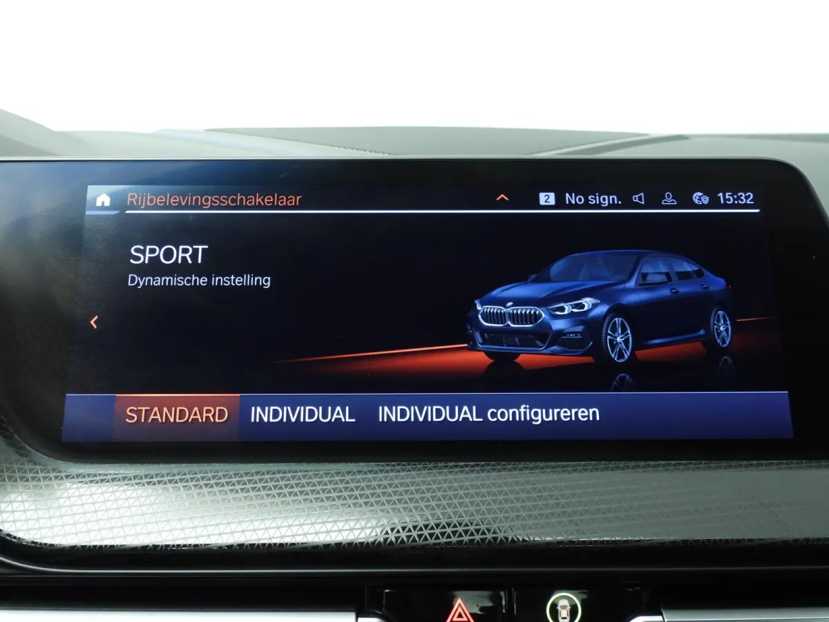 218i | M-Sportpakket | LED | Navigatie | M-Zetels | Shadow line | DAB | Hifi speakers | Alu 18 inch