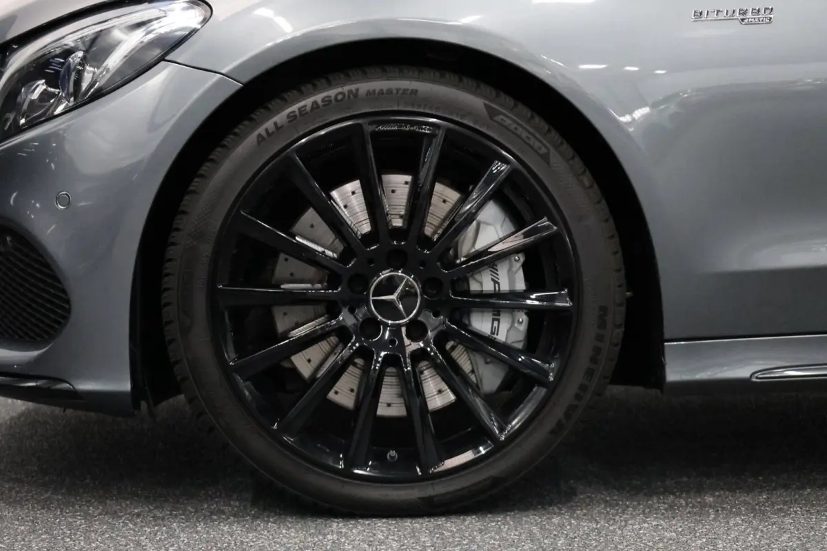 AMG 43 4MATIC 367+PK LED/PANORAMADAK/LEDER+S.VERWARMING/19" LMV/360 CAM/CRUISE/ECC/12 MND GARANTIE!
