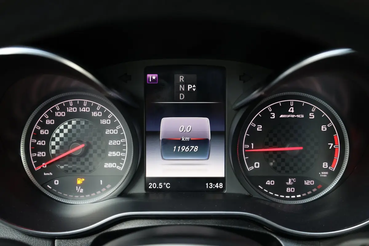 AMG 43 4MATIC 367+PK LED/PANORAMADAK/LEDER+S.VERWARMING/19" LMV/360 CAM/CRUISE/ECC/12 MND GARANTIE!