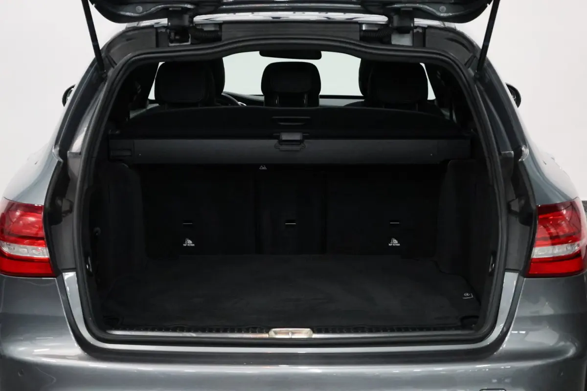 AMG 43 4MATIC 367+PK LED/PANORAMADAK/LEDER+S.VERWARMING/19" LMV/360 CAM/CRUISE/ECC/12 MND GARANTIE!