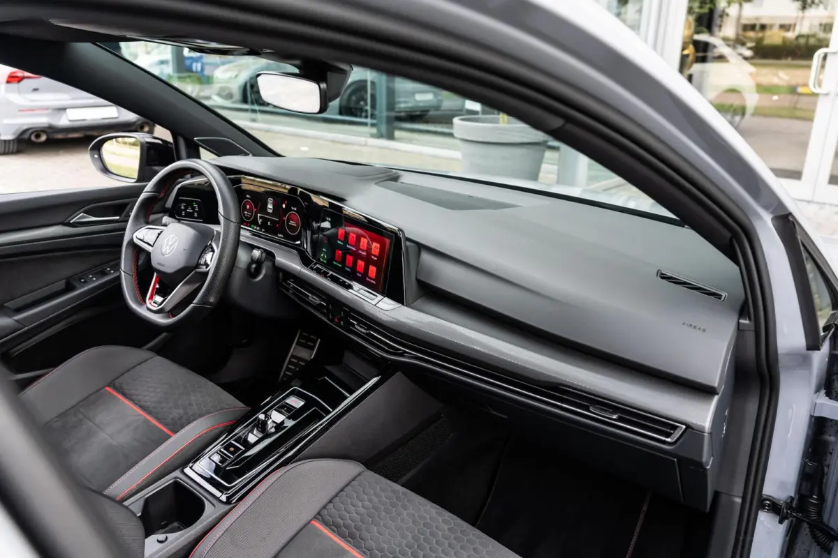 2.0 TSI GTI Clubsport Pano Akrapovic HK Vol