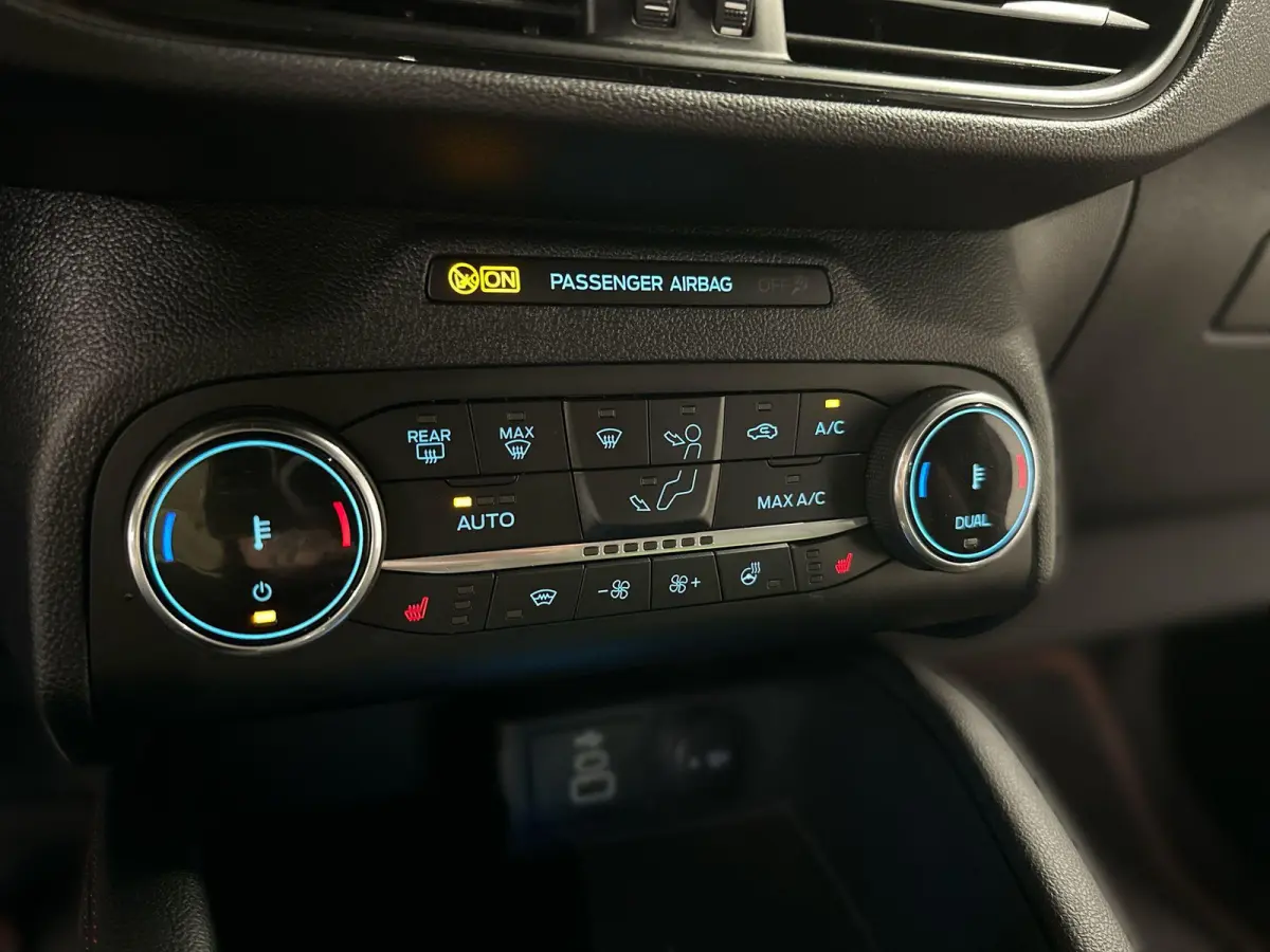 2.5 PHEV Graphite Tech Edition Automaat | HUD | Winterpakket | SOH 87.5%