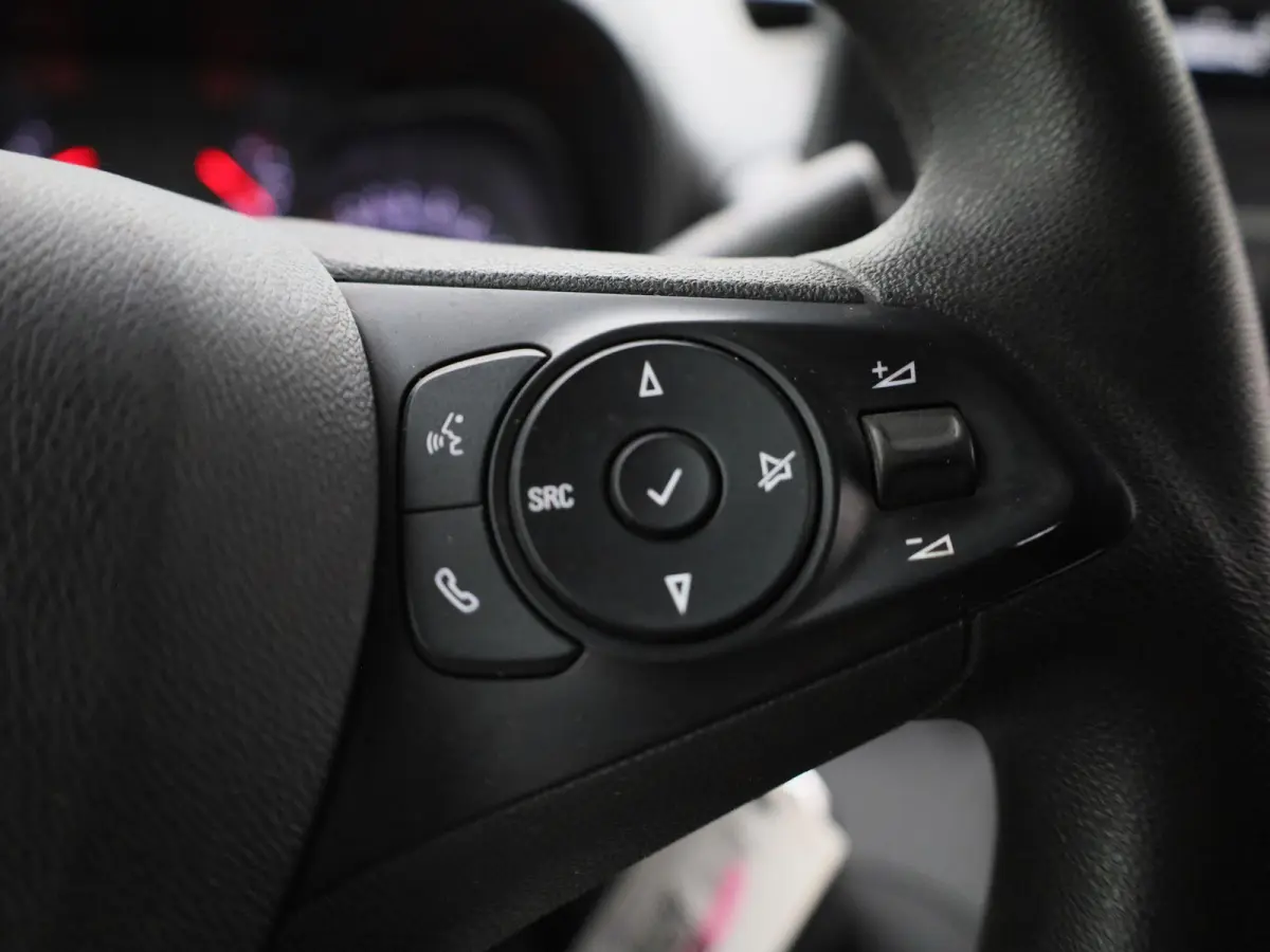 1.5D L1H1 Edition | Airconditioning | Bluetooth | Zijschuifdeur |