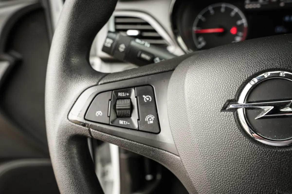 1.0 Online Edition | CarPlay | Airco | Cruise | Org. NL! | Elektr. ramen | Mooi |