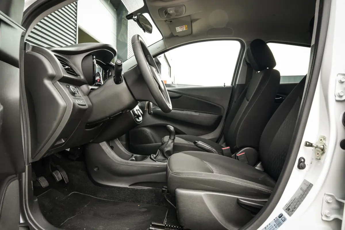 1.0 Online Edition | CarPlay | Airco | Cruise | Org. NL! | Elektr. ramen | Mooi |