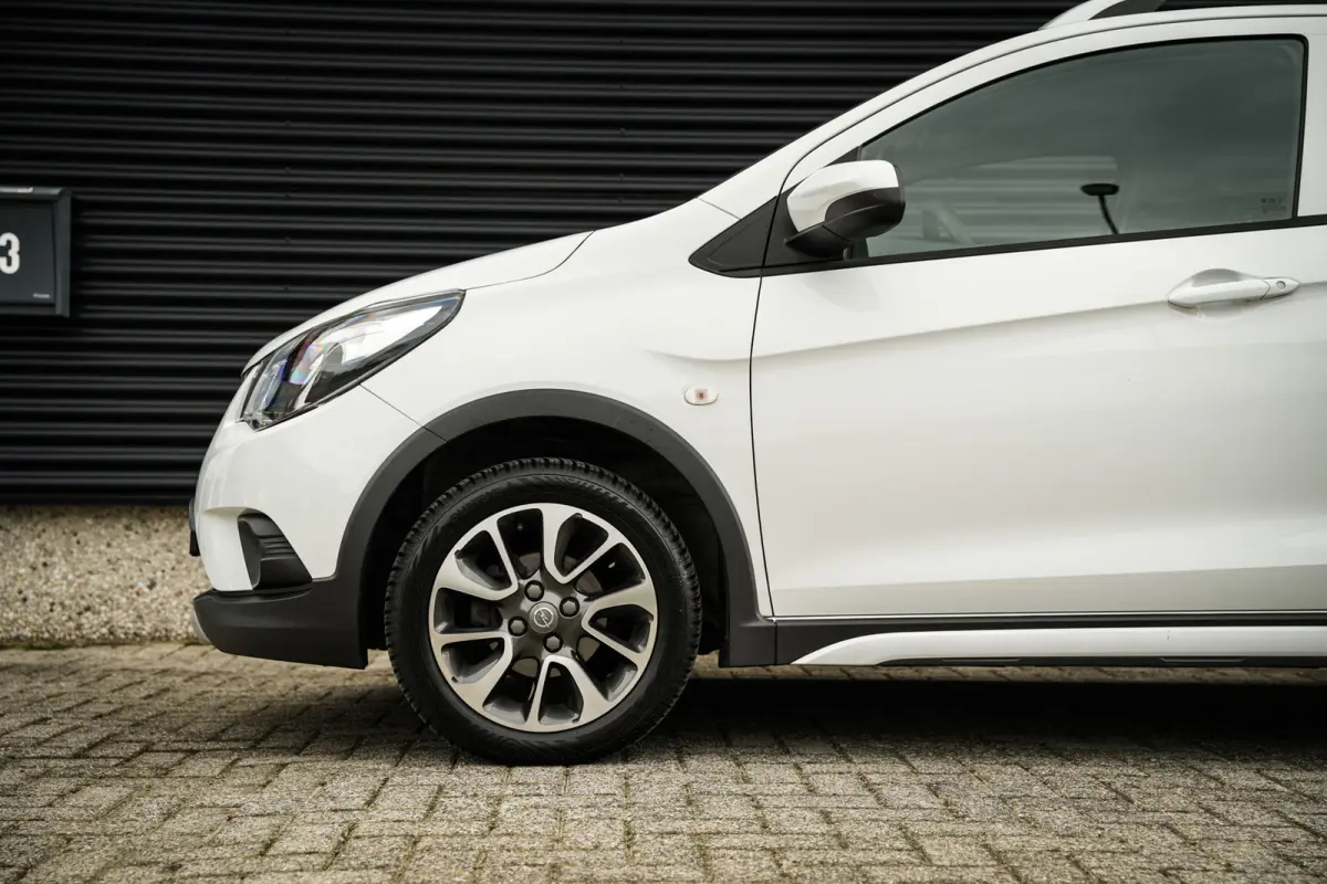 1.0 Online Edition | CarPlay | Airco | Cruise | Org. NL! | Elektr. ramen | Mooi |