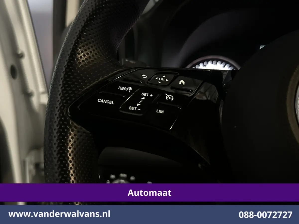 116 CDI 164pk 9G-Tronic Automaat L3H1 Euro6 Airco | Camera | Navigatie | Adaptieve Cruisecontrol Stoelverwarming, Bijrijdersbank