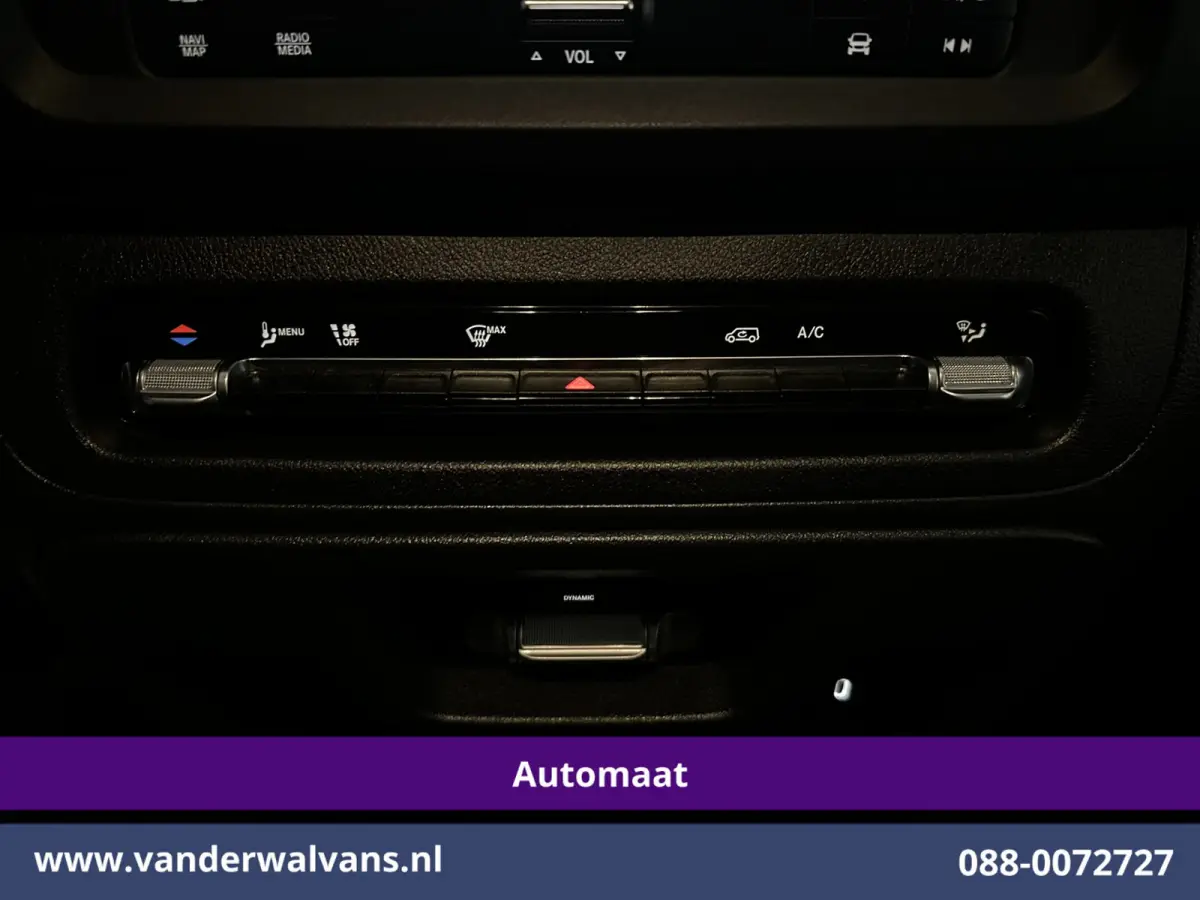 116 CDI 164pk 9G-Tronic Automaat L3H1 Euro6 Airco | Camera | Navigatie | Adaptieve Cruisecontrol Stoelverwarming, Bijrijdersbank