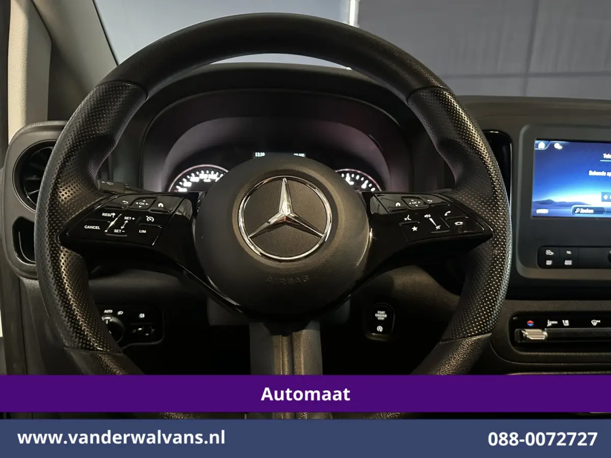 116 CDI 164pk 9G-Tronic Automaat L3H1 Euro6 Airco | Camera | Navigatie | Adaptieve Cruisecontrol Stoelverwarming, Bijrijdersbank