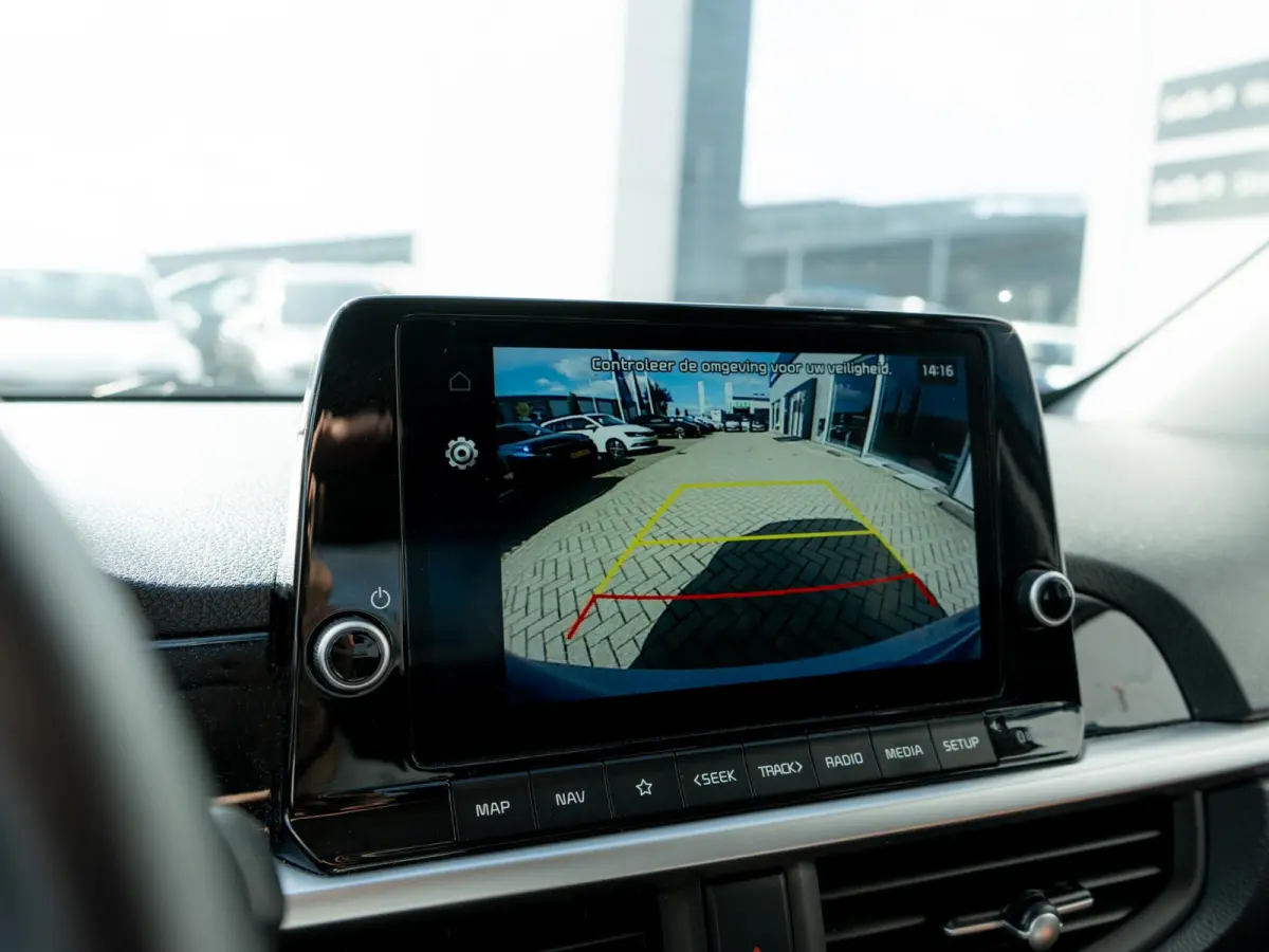 1.0 DPi DynamicPlusLine | Navigatie | Achteruitrijcamera | Climate control |
