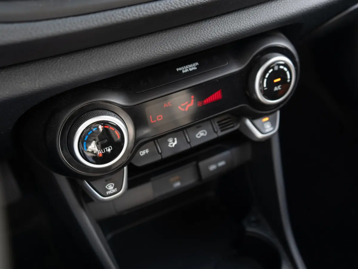 1.0 DPi DynamicPlusLine | Navigatie | Achteruitrijcamera | Climate control |