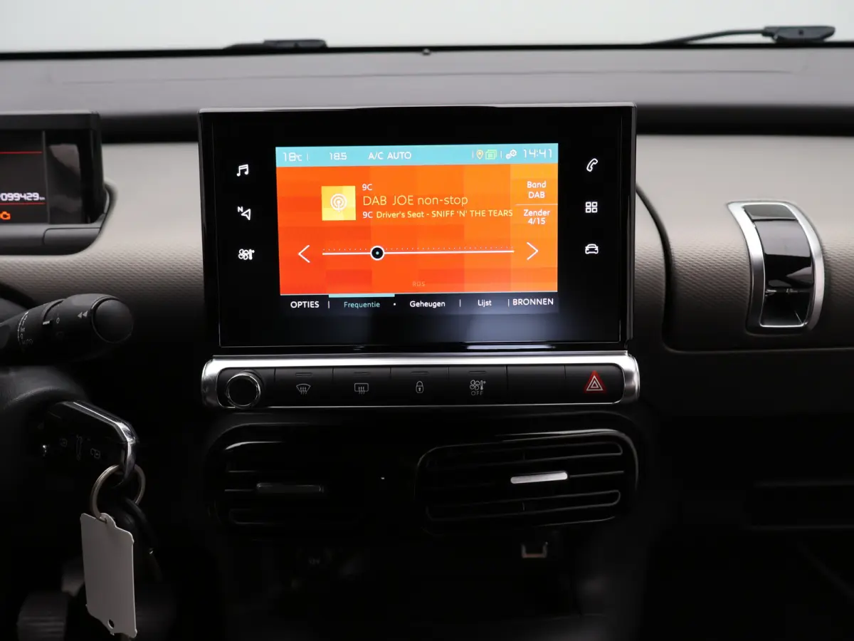 1.2 PureTech Business Cruise Control | Climate Control | Apple Carplay/Android Auto | Parkeersensoren