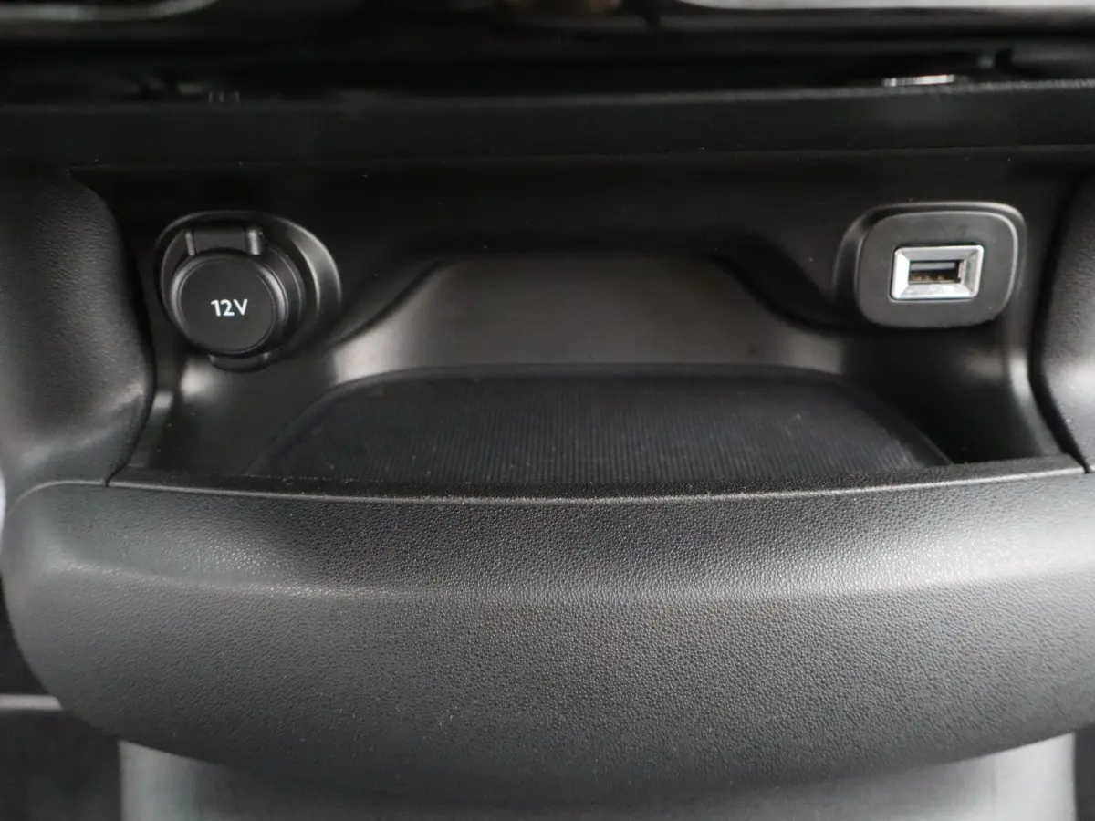 1.2 PureTech Business Cruise Control | Climate Control | Apple Carplay/Android Auto | Parkeersensoren