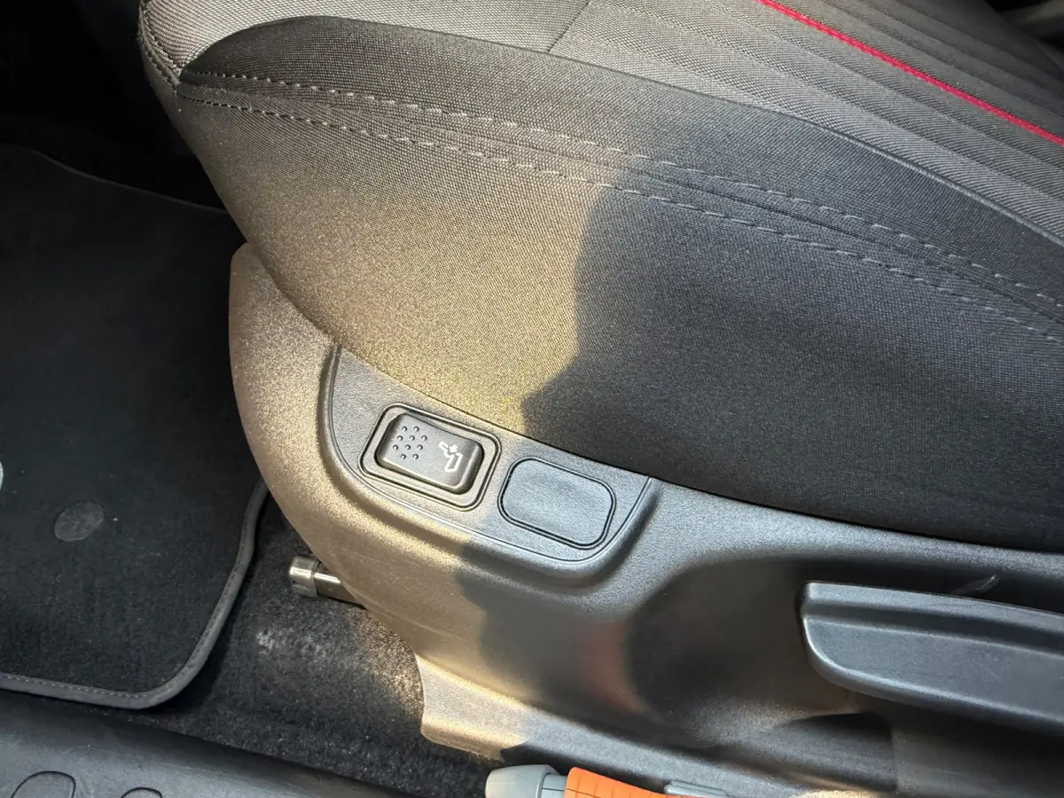 0.9 TwinAir Urban Edition | PDC | Airco | NL Auto NAP | Dealeronderhouden | Nwe. Koppeling en vliegwiel