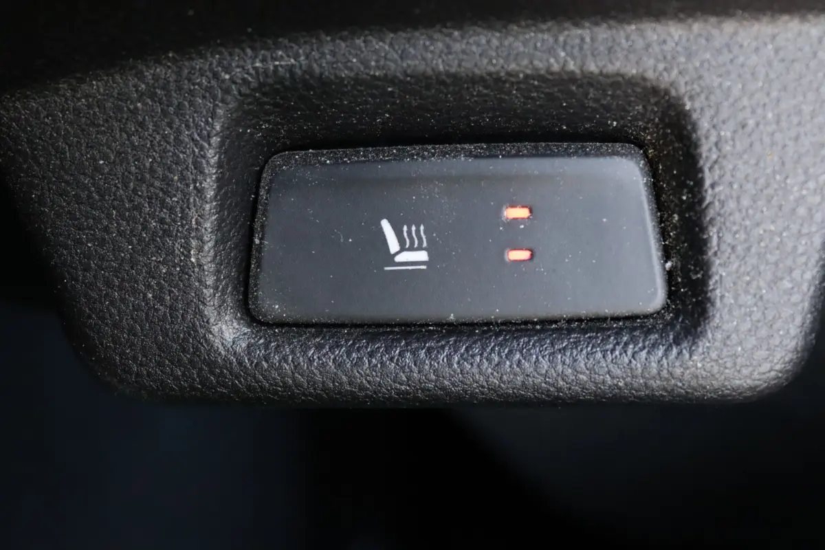 L2H2 Limited 87 kWh Apple Carplay/Android Auto | Climate