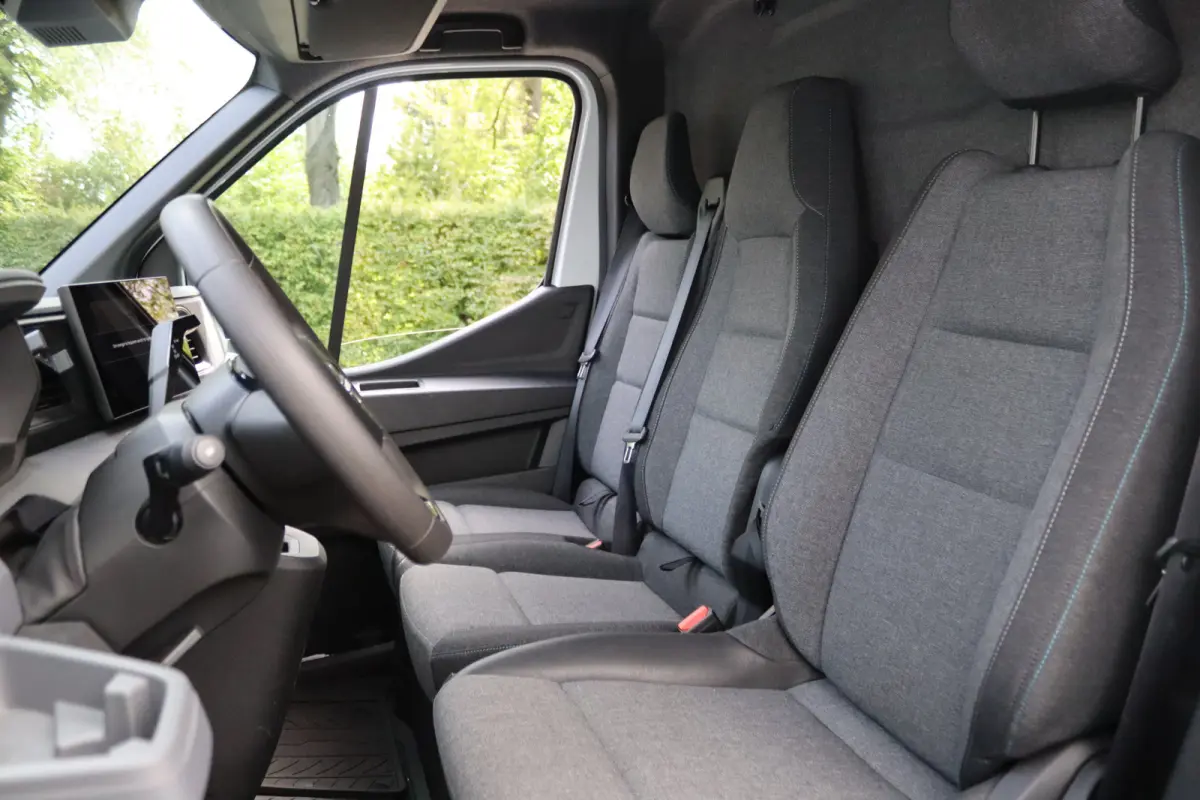 L2H2 Limited 87 kWh Apple Carplay/Android Auto | Climate