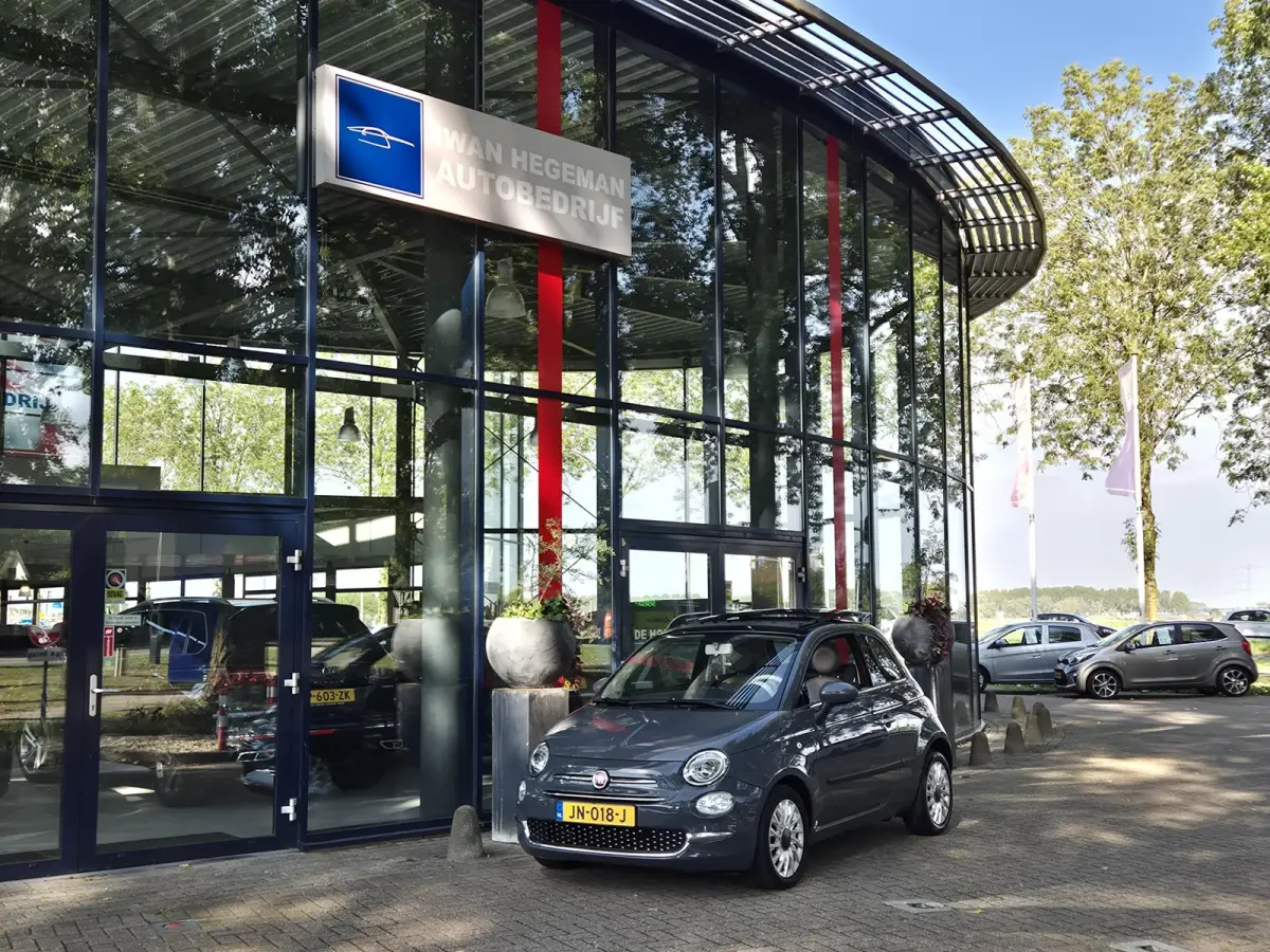 0.9 TwinAir Turbo Lounge | Schuif / kanteldak | Navigatie | Lederen bekleding |Airconditioning | Licht metalen velgen